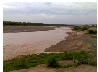 The seasonal, intermittent Ghaggar-Hakra River is what is left of the once-mighty Sarasvati. 