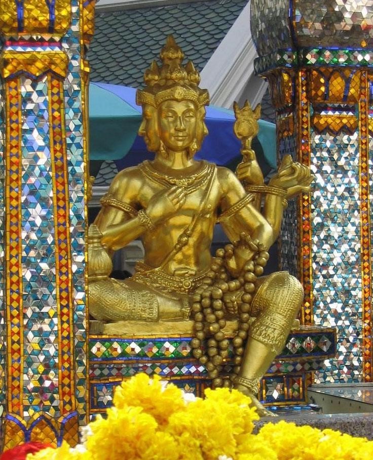 Rama lives in their hearts as Maryaada Purushottama 02 - Phra Phrom Erawan Shrine Brahma