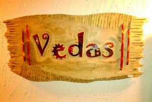 Vedas and Principal Upanishads 01