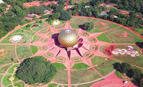Auroville, the Dream and the Nightmare - Michel Danino